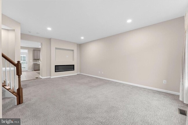 Building Photo - 7015 Trek Way