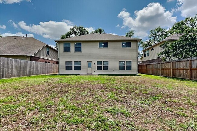 Building Photo - 25714 Oakridge Forest Ln