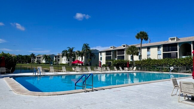 Building Photo - 1114 Green Pine Blvd