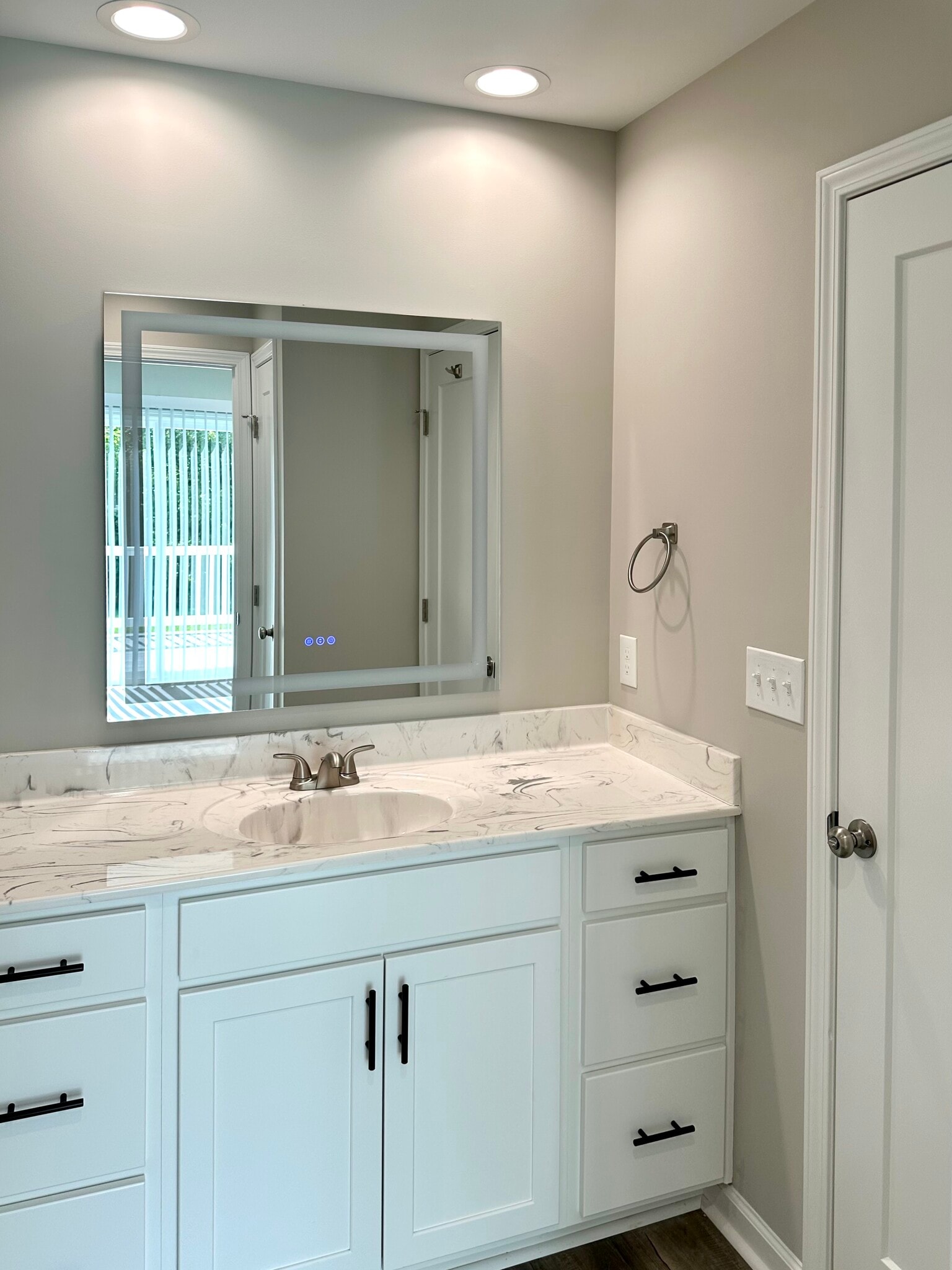 Counter height vanity, LED mirrow w/anti-fog/lighting controls, soft close cabinet doors/drawers - 2217 Kenwood Blvd SE