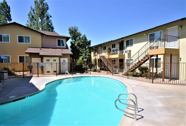 Building Photo - 9646 Winter Gardens Blvd