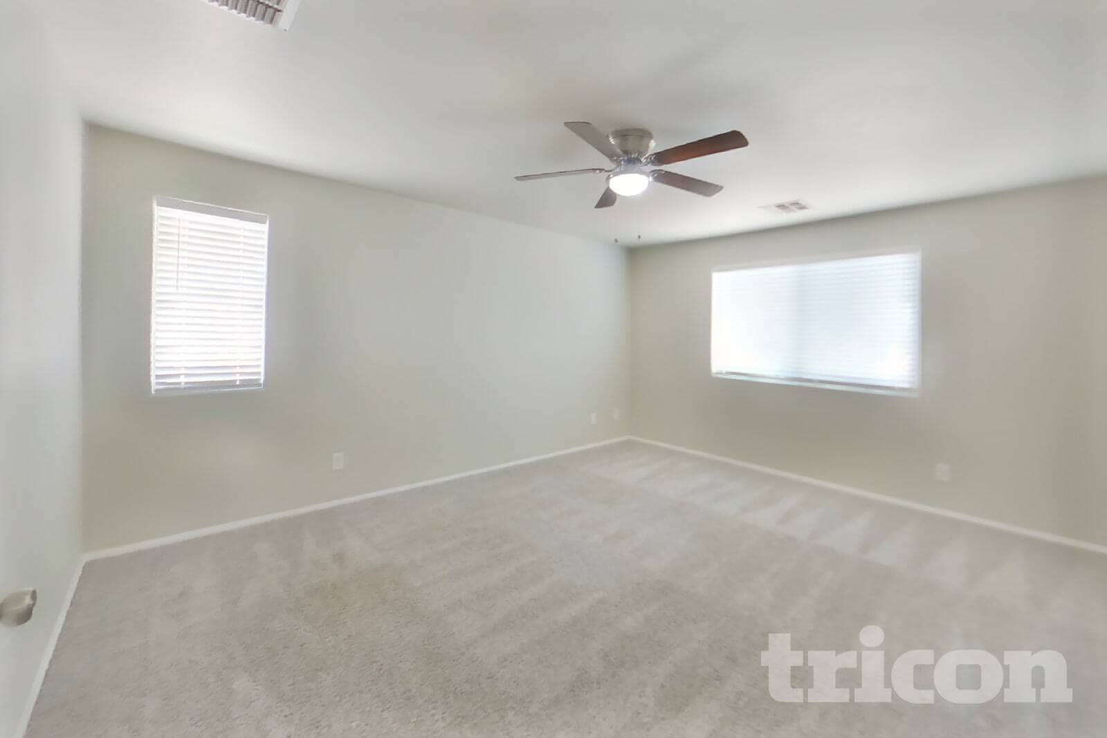 Building Photo - 4151 E Aragonite Ln