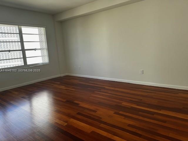 Building Photo - 9100 W Bay Harbor Dr