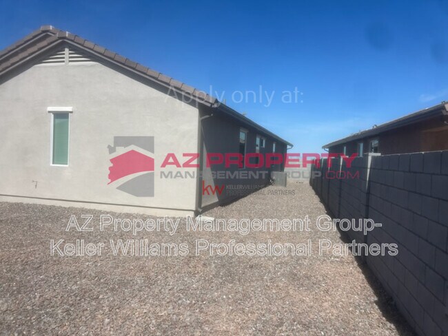 Building Photo - 25126 N 132nd Ln