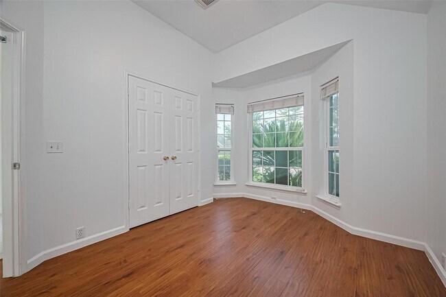Building Photo - 11042 Sentry Ct