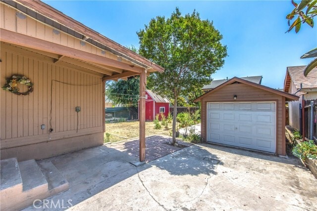 Building Photo - 2880 Woodbine St