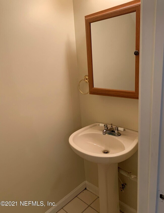 Building Photo - 4458 Melissa Ct W
