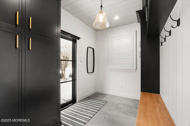 Building Photo - 0 Carriage Hill Dr