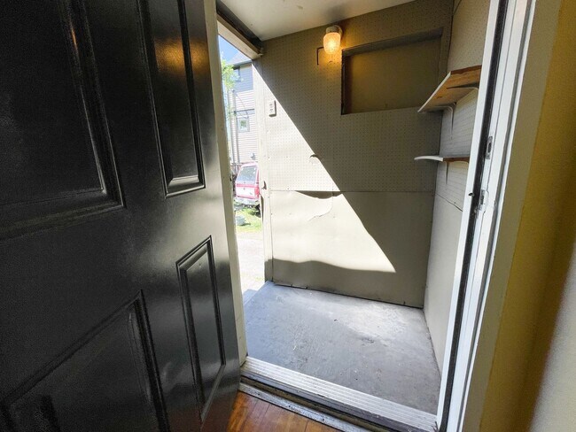 Building Photo - KIL-2121-2125