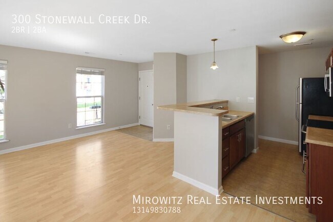 Building Photo - 300 Stonewall Creek Dr