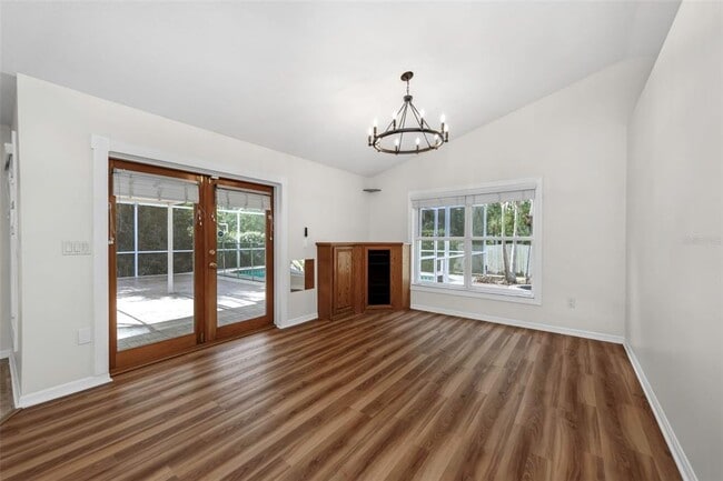 Building Photo - 15002 Rocky Ledge Dr