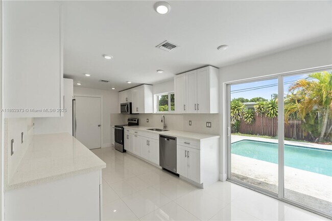 Building Photo - 10501 SW 53rd St