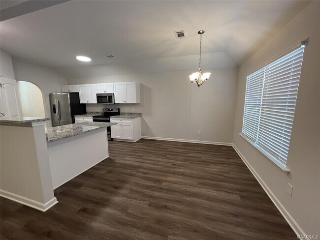 Building Photo - 211 Dawsons Ml Wy