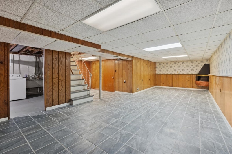 Building Photo - 8538 Mango Ave