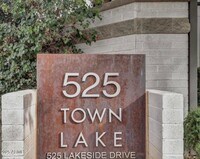 Building Photo - 525 W Lakeside Dr