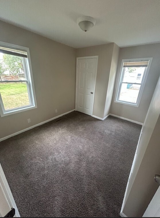 Building Photo - 2245 Pinewood Dr