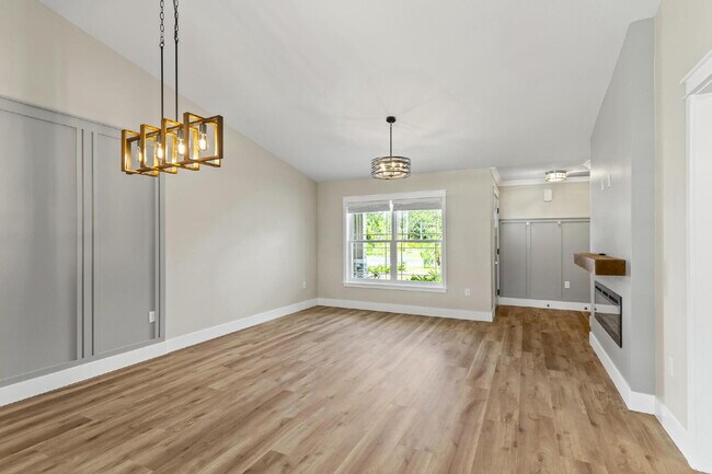 Building Photo - Modern Living Awaits!