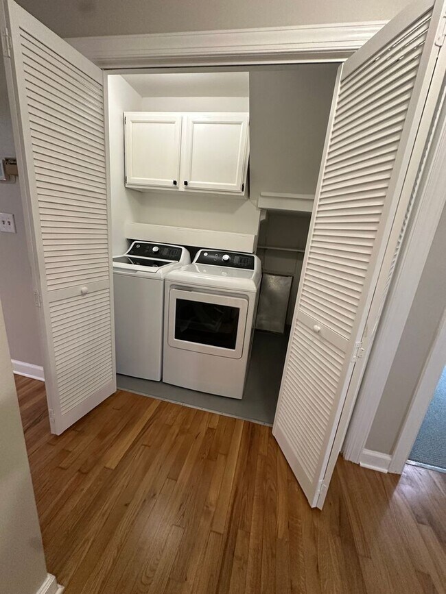 Building Photo - 160 Lystra Hills Ln