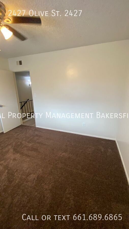 Building Photo - 2427 Olive St