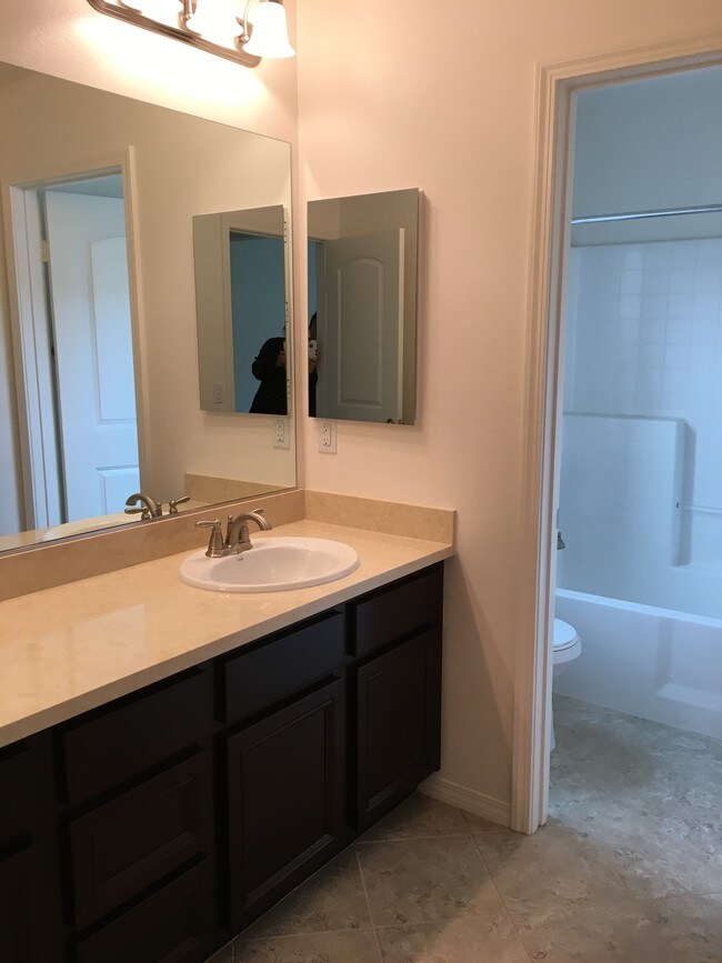 Building Photo - 888 Madison Court