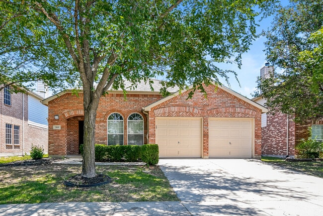 Building Photo - 513 Colt Dr