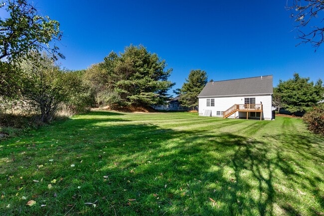 Building Photo - 37 Augusta Way