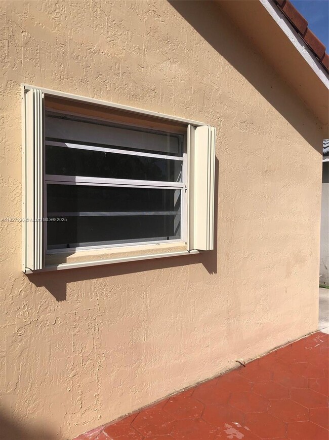 Building Photo - 6132 NW 181st Terrace Cir W