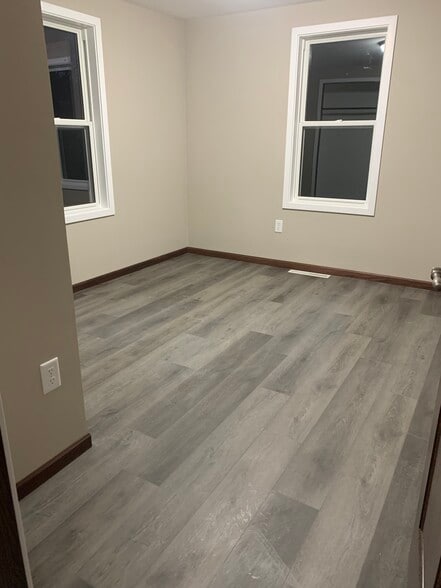 Primary Photo - 216 W Fremont St