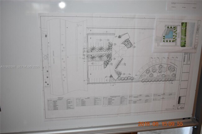 Building Photo - 5255 Collins Ave