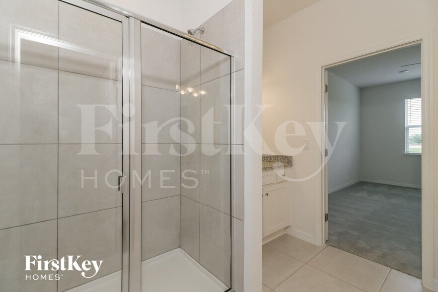 Building Photo - 584 Crown Rose Dr