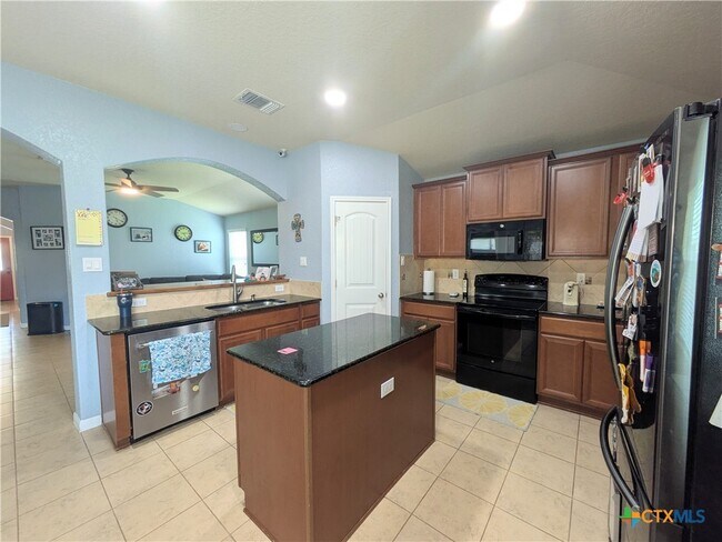 Building Photo - 735 Spectrum Dr