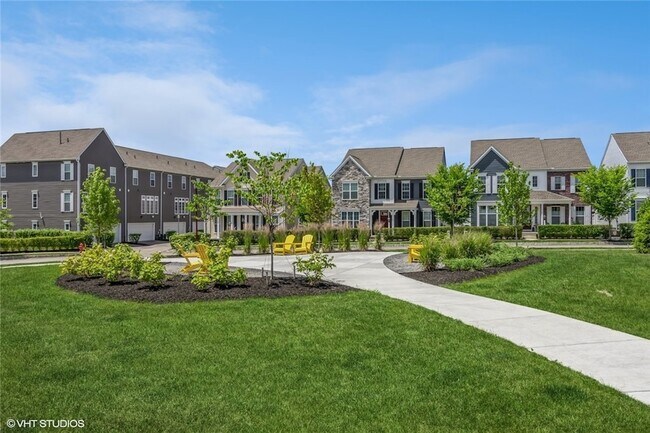 Building Photo - 210 Gress Rd