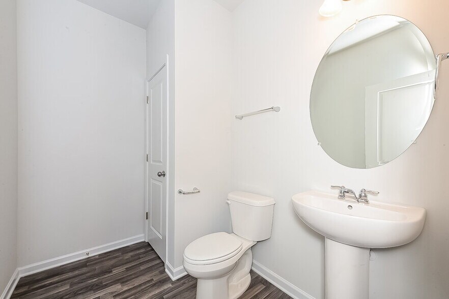 Building Photo - 299 Hamilton Pointe Dr