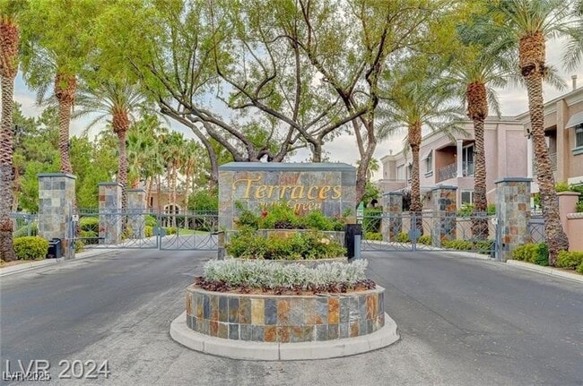 Building Photo - 9420 San Laguna Ct