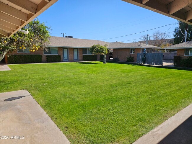 Building Photo - 1511 E Rovey Ave