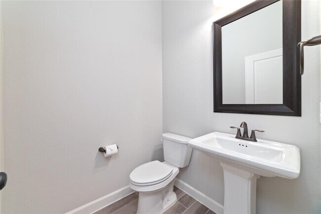 Building Photo - 11127 Bluewater Lagoon Cir