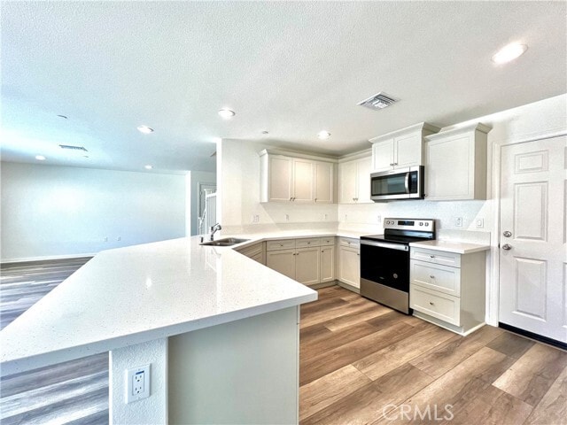 Building Photo - 2429 Ellendale Dr