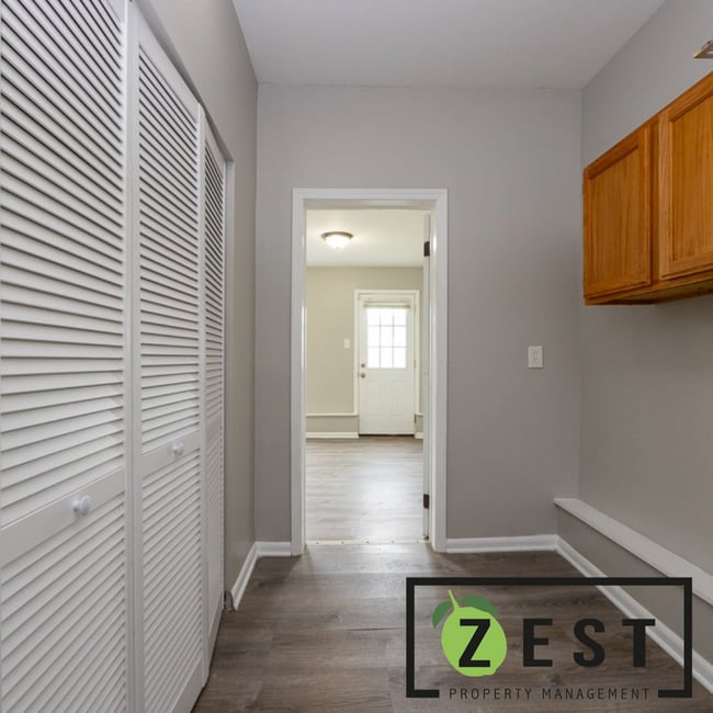 Building Photo - BEAUTIFUL SINGLE FAMILY HOME! OPEN HOUSE F...