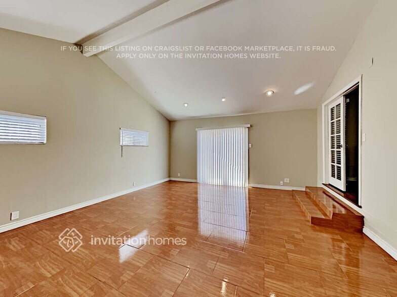 Building Photo - 12353 Hermosura St