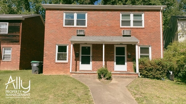 Building Photo - 118 Harmon St
