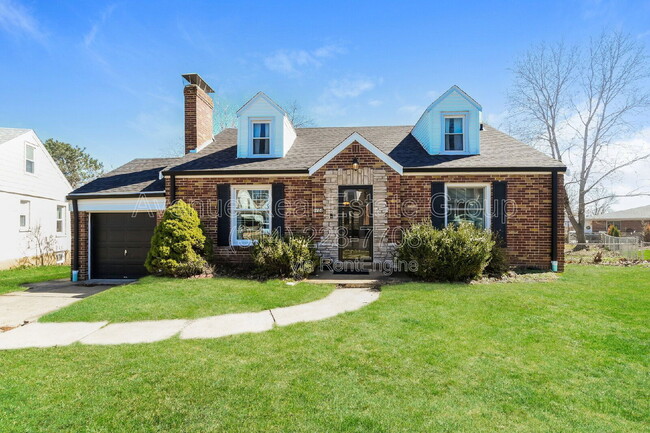 Building Photo - 9150 Wayne Dr