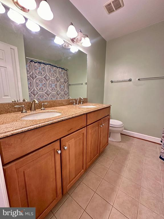 Building Photo - 14434 Cool Oak Ln