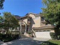 Building Photo - 236 Cll Rosa