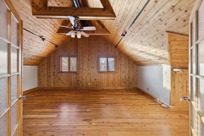 Building Photo - 16W125 89th Pl