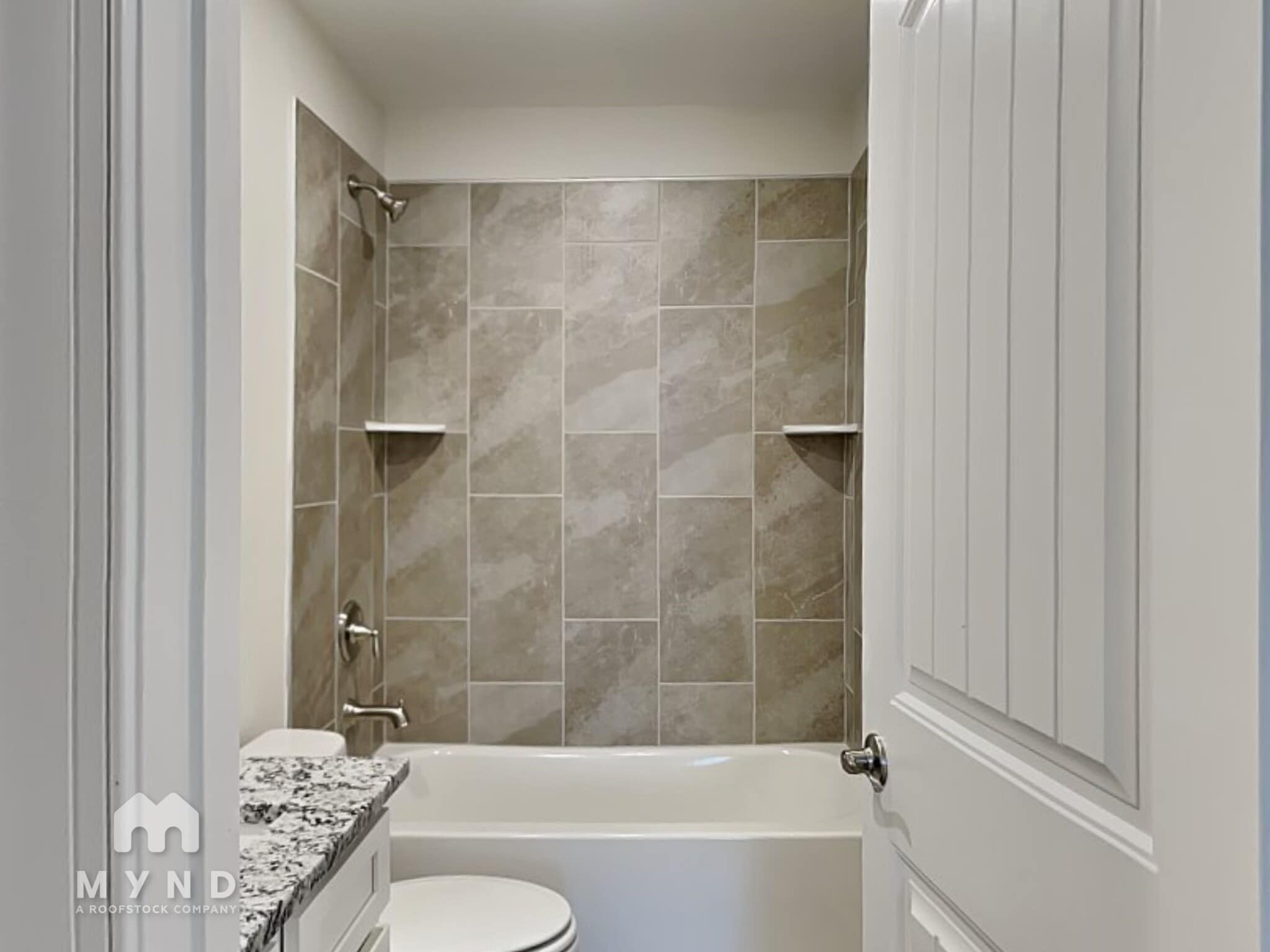 Building Photo - 6935 Woodland Stream Pl