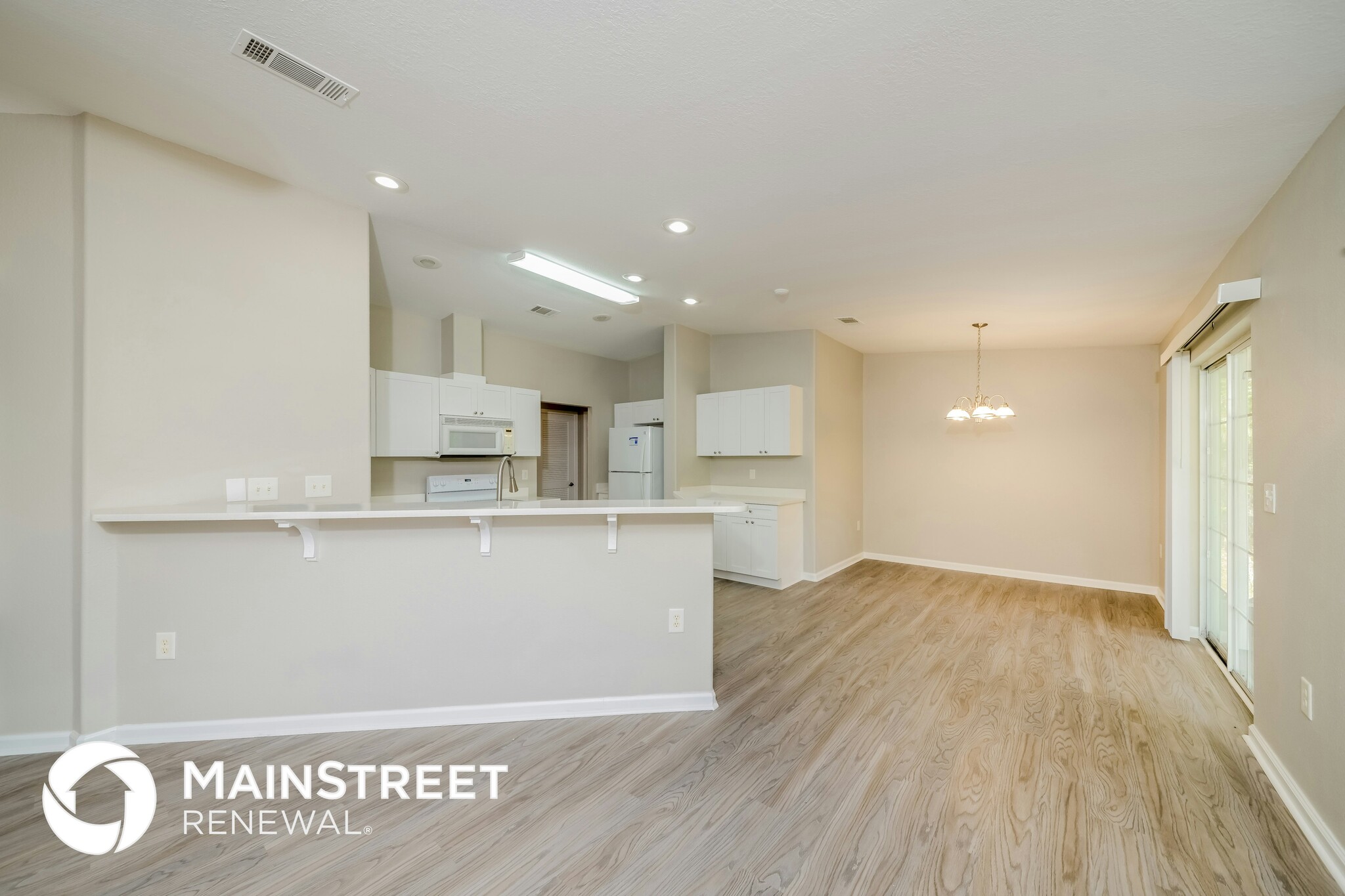 Building Photo - 2516 Jeannin Dr