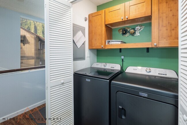 Building Photo - 47-459-459 Hui Iwa St