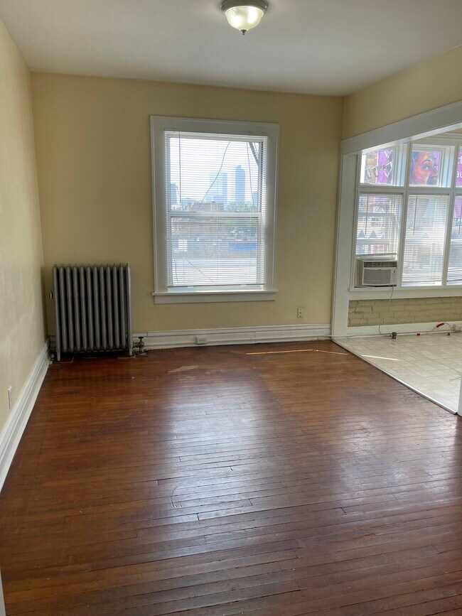 Building Photo - 1469 N Williams St