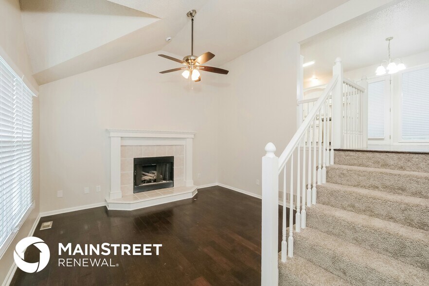 Building Photo - 6932 N Mercier St