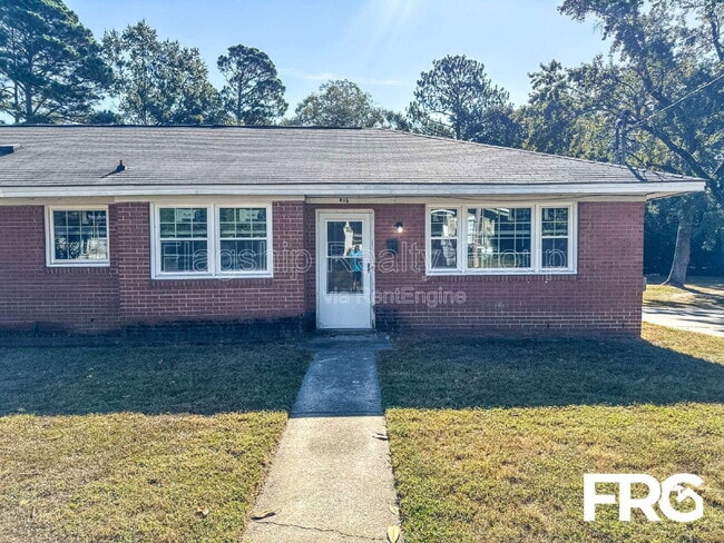 Building Photo - 416 N Kornegay St